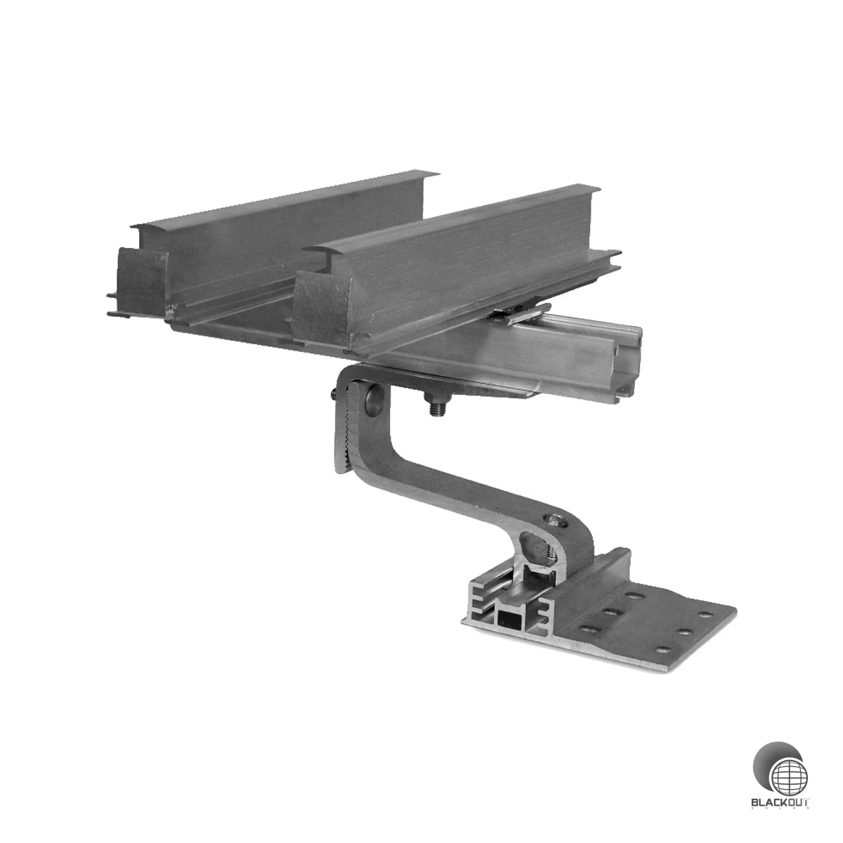 Anschauliches Ausstellungsstück des K2 Systems InsertionRail-Einlegesystems — ideal zur Präsentation und Planung von Schrägdach-Montagen vor Ort.