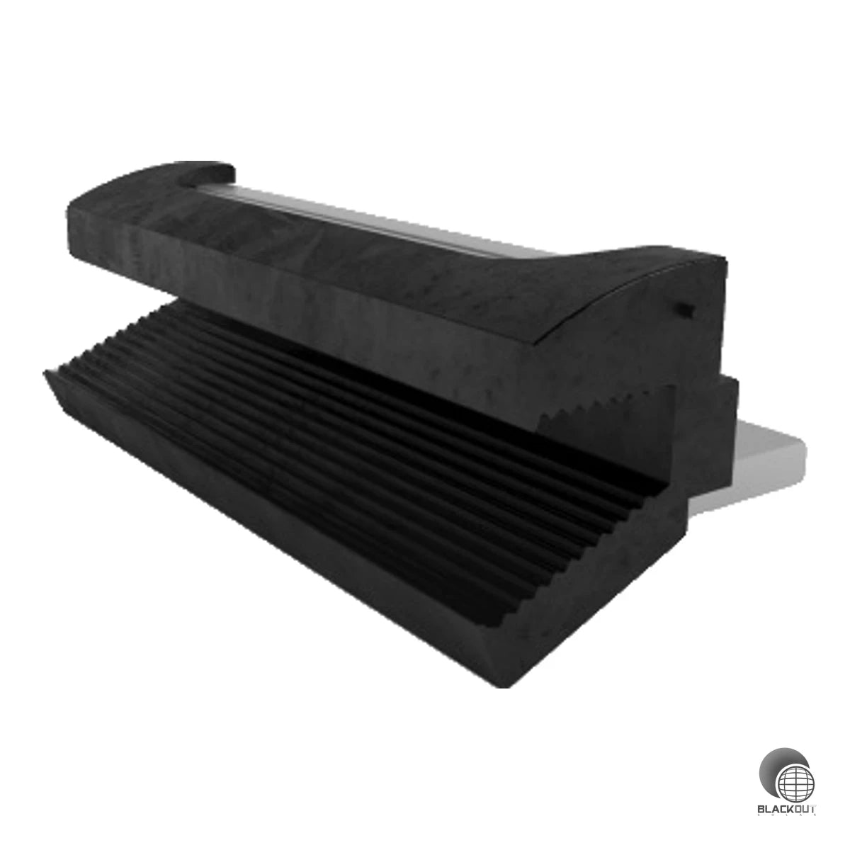 Zertifizierte Aluminium-Endklemme mit EPDM-Gummi für die sichere Befestigung von First Solar Serie 4 Modulen. Inklusive M8 x 20 Befestigungsmaterial, ohne Einklickbaustein.